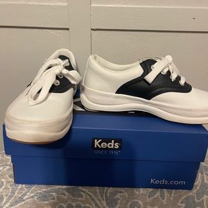 Keds Saddle Oxford Style Shoes Sneakers 13.5 School Days
